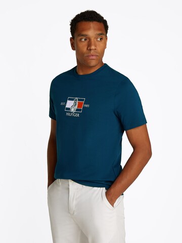 T-Shirt TOMMY HILFIGER en bleu : devant