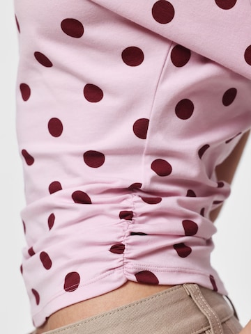 PIECES - Camiseta 'PCAlli' en rosa