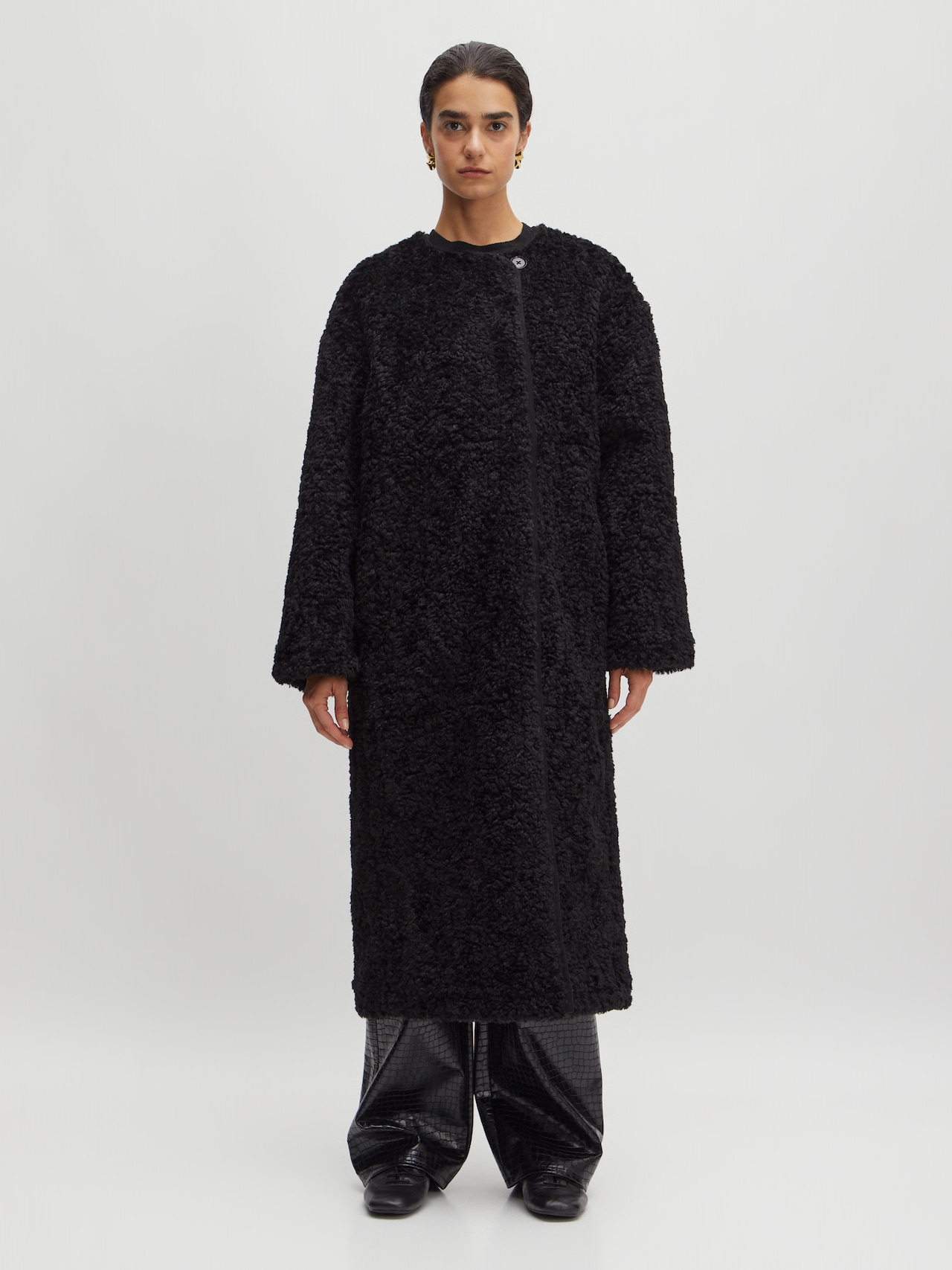 EDITED Producten Tussenmantel 'Brietta' Zwart