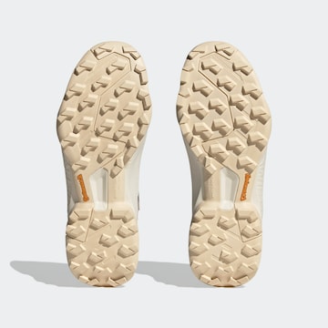 ADIDAS TERREX Χαμηλό παπούτσι 'Swift R3' σε καφέ