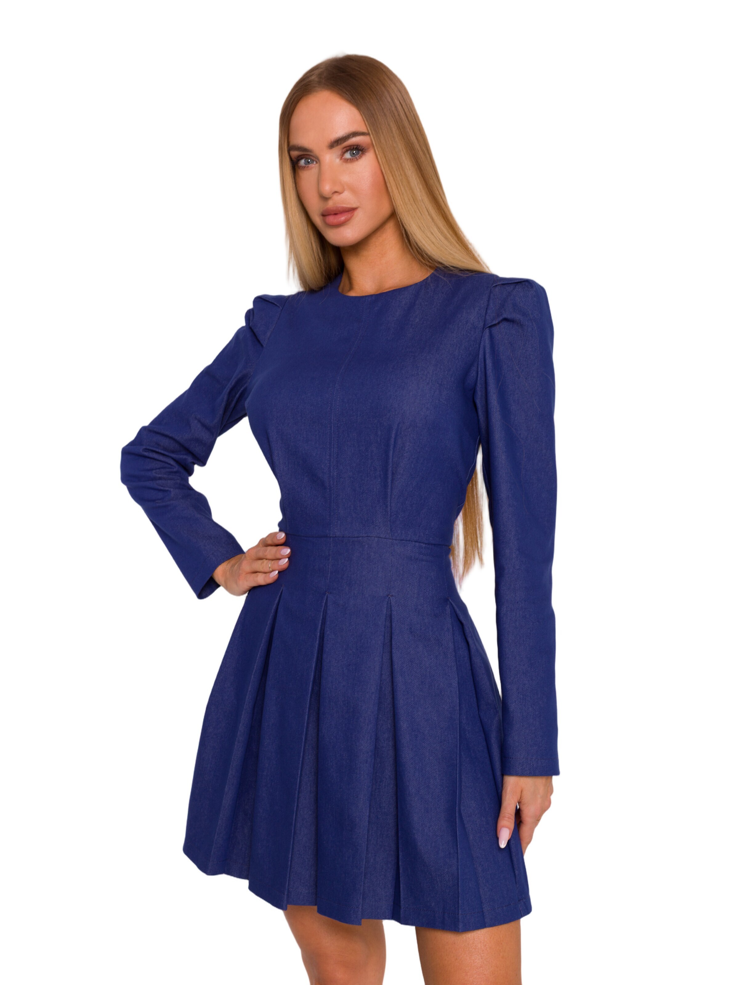 Rochie de la made of emotion pe albastru