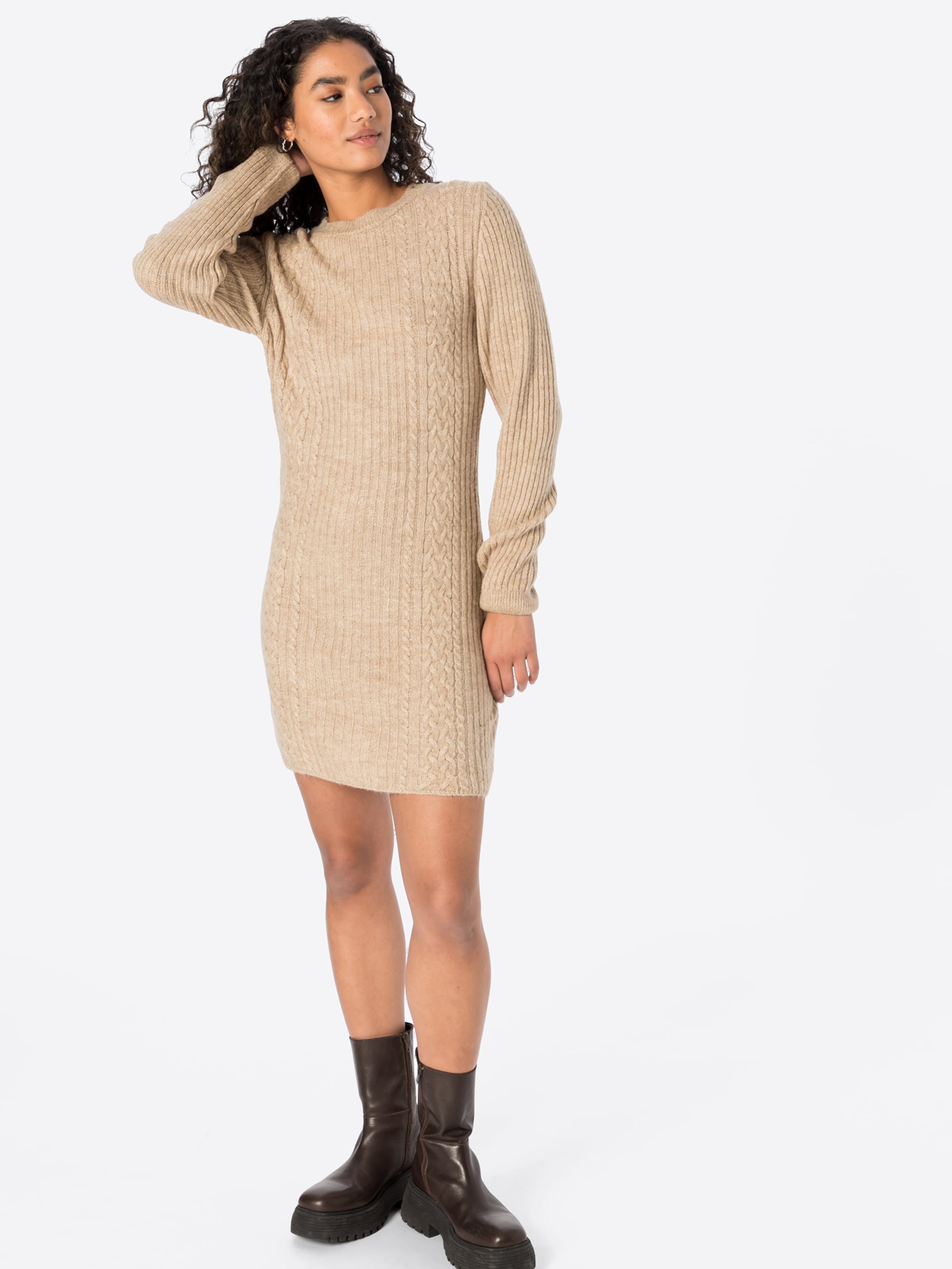 Beige gebreide online jurk