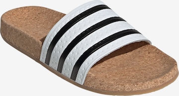 ADIDAS ORIGINALS Pantolette 'Adilette' in Weiß