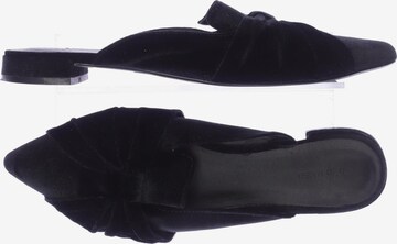 Reserved Sandals & High-Heeled Sandals in 39 in Black: front