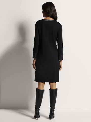 MADELEINE Jurk in Zwart