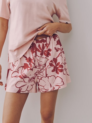 Shorty Next en rose