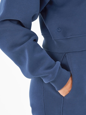 Organication Sweatshirt in Blue