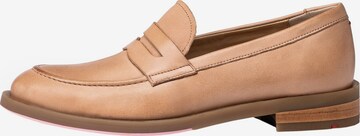 LLOYD Classic Flats in Brown: front