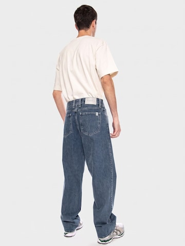 Baggy Jean 'Matrix Pant -- Men's Mid Marble Wash Blue Pants' EDWIN en gris