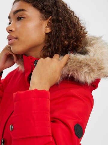 Parka invernale 'Storm' di VERO MODA in rosso