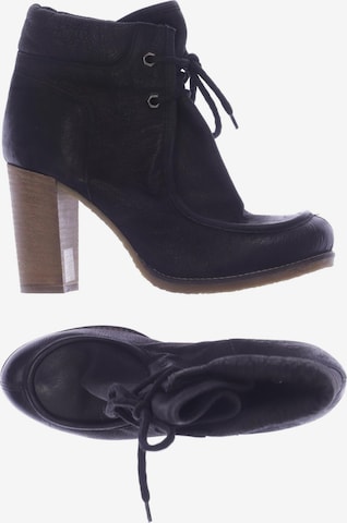 Jonak Dress Boots in 39 in Black: front