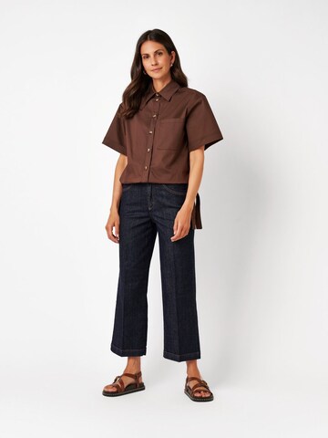 TONI Wide leg Jeans in Blue: front