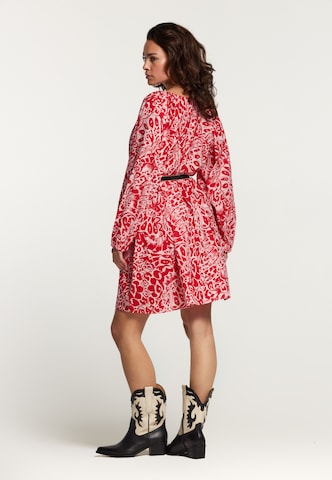 Robe 'Rhodes' Shiwi en rouge