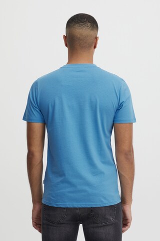 Casual Friday T-Shirt in Blau