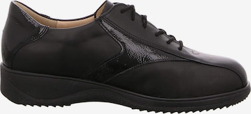 Finn Comfort Lace-Up Shoes in Black