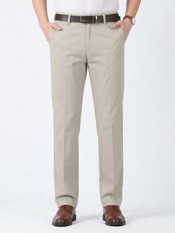ALLTHEMEN Pleat-Front Pants 'Stofffall' in Beige: front
