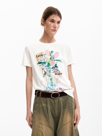 Tricou de la Desigual pe alb: față