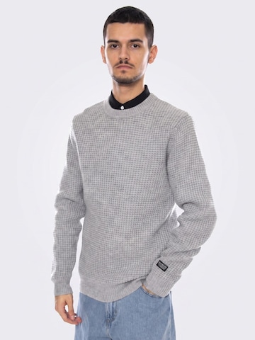 LEVI'S ® Sweater 'Presidio Crew Mid Tone Grey Heather Grey' in Grey: front