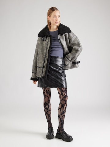 ABOUT YOU Тениска 'Daphne' в синьо