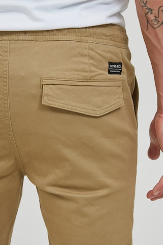 11 Project Regular Chino 'GAETANO' in Beige