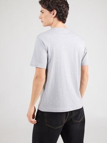 NAPAPIJRI T-Shirt in Grau