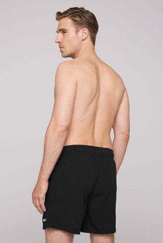 CAMP DAVID Badeshorts in Schwarz