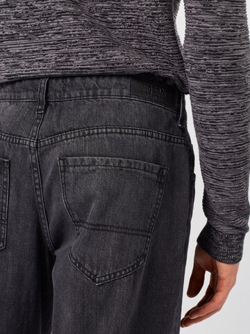 Urban Classics Loose fit Jeans in Black