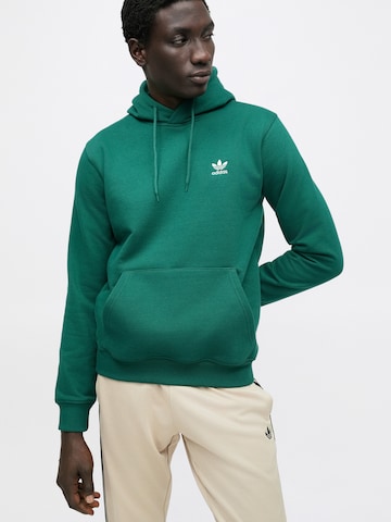 ADIDAS ORIGINALS Μπλούζα φούτερ 'Essential' σε πράσινο