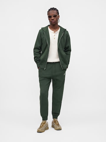 Nike Sportswear Суичъри с качулка 'CLUB' в зелено