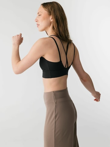 Haut ' Float ' Girlfriend Collective en noir