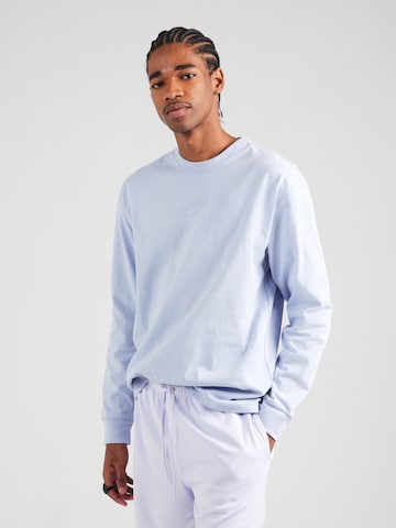 Nike Sportswear T-shirt 'Premium Essentials' i grå: framsida