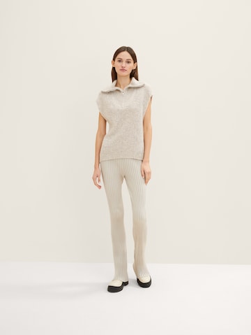 TOM TAILOR DENIM Flared Pants in Beige: front