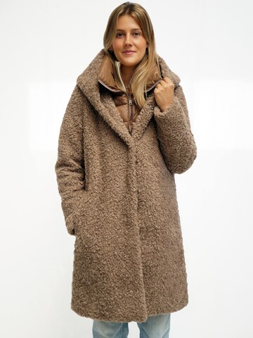 Funk since 1776 Winter Coat in Brown