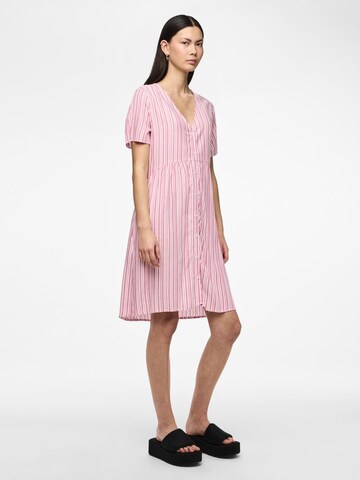 PIECES - Vestido camisero 'ALVINA' en rosa