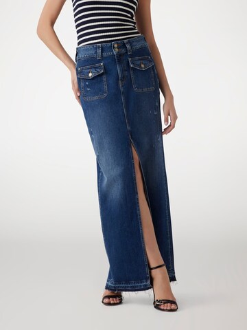 GUESS Skirt in Blue: front
