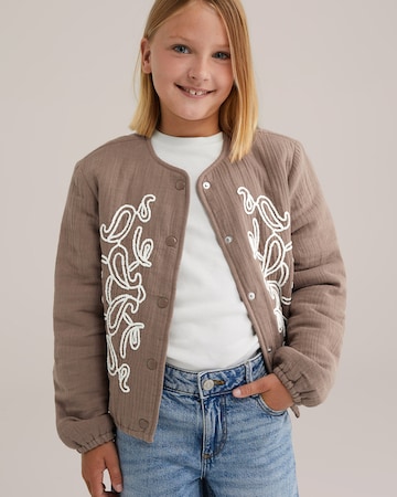 WE Fashion Демисезонная куртка в Коричневый: спереди