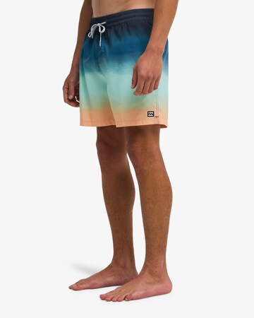 BILLABONG Badeshorts 'All Day Fade 16' in Grün