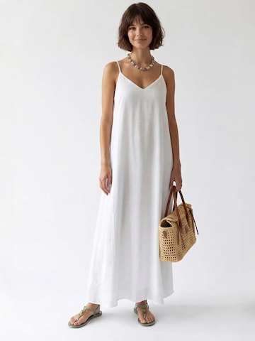 MixRay - Vestido em branco: frente