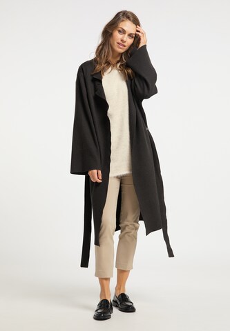 Cappotto in maglia di Usha in nero