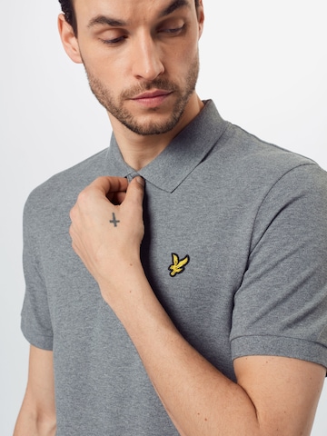 T-Shirt Lyle & Scott en gris