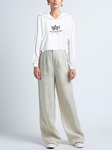 ALPHA INDUSTRIES Sweatshirt 'Basic' in White