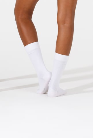 camano Socks in White