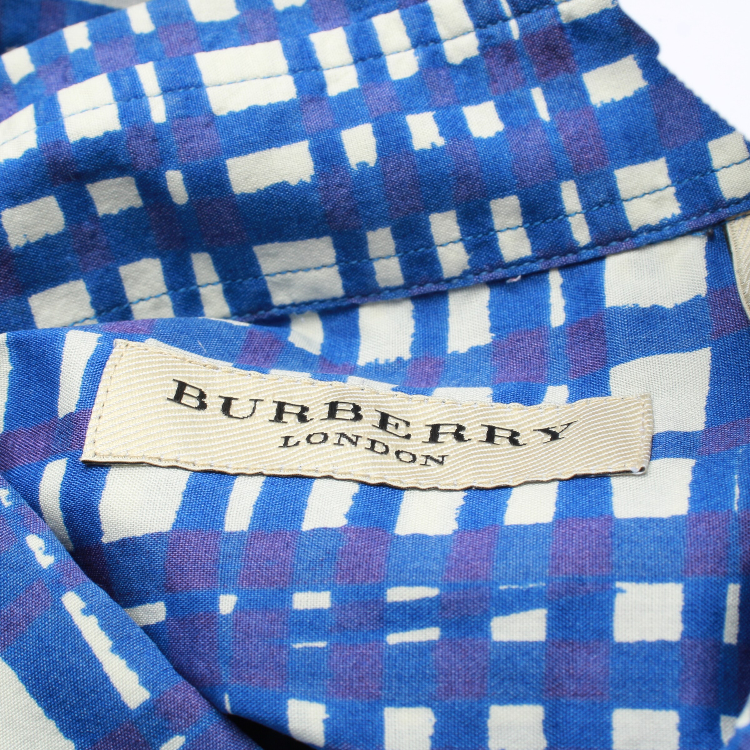 BURBERRY Button Up Shirt in L in Mixed colors
