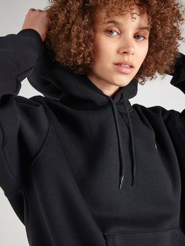 new balance Sweatshirt in Black