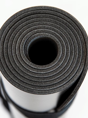 Divasya Mat 'Professional Grip' in Black