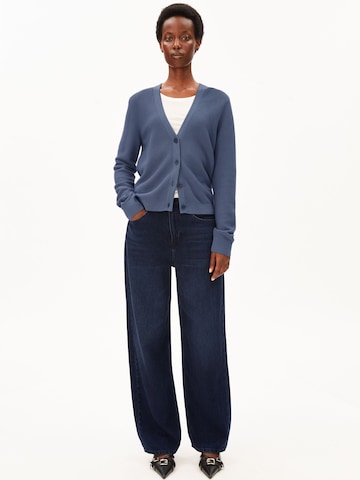 ARMEDANGELS Strickjacke 'Menaal' (GOTS) in Blau