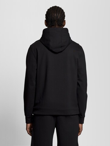 Lyle & Scott Sweatshirt 'Fly' in Zwart