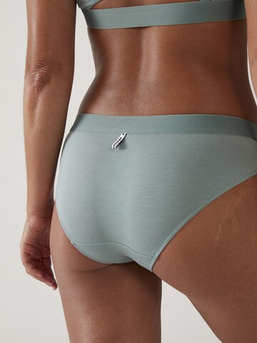 ARMEDANGELS Boyshorts 'Trina' in Green