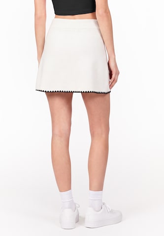 Jupe MYMO en blanc