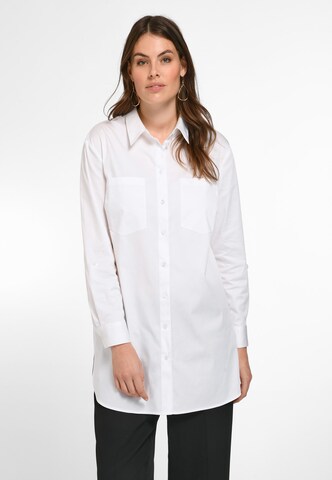 Emilia Lay Blouse in White: front